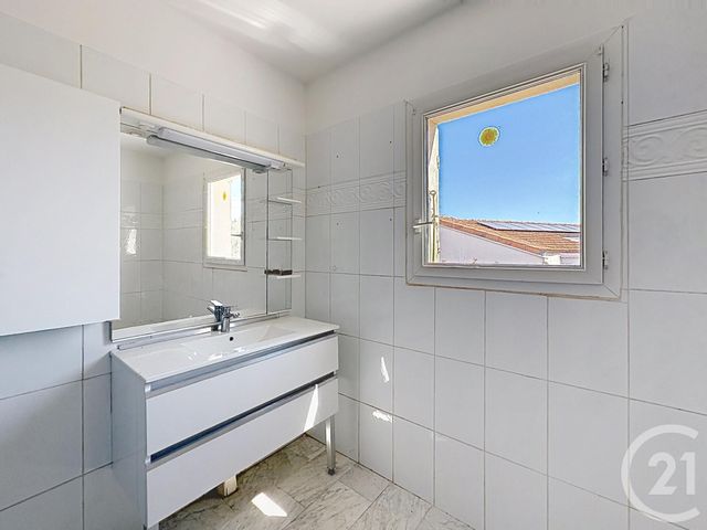 maison à louer - 5 pièces - 120.0 m2 - MONTBOUCHER SUR JABRON - 26 - RHONE-ALPES - Century 21 Portes De Provence