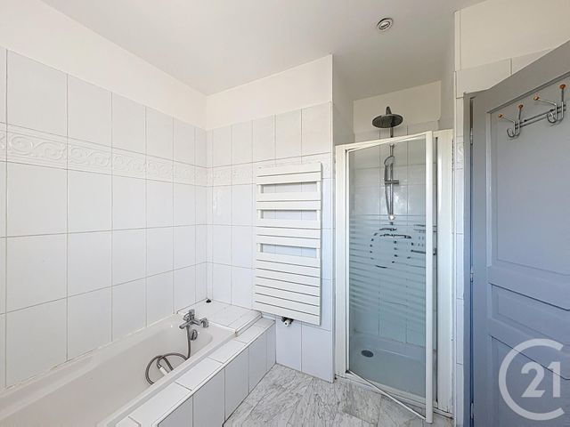 maison à louer - 5 pièces - 120.0 m2 - MONTBOUCHER SUR JABRON - 26 - RHONE-ALPES - Century 21 Portes De Provence