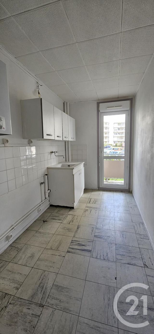 Appartement F4 à vendre - 4 pièces - 70.13 m2 - MONTELIMAR - 26 - RHONE-ALPES - Century 21 Portes De Provence