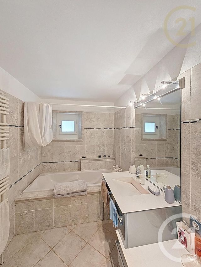 maison à vendre - 7 pièces - 265.0 m2 - MONTELIMAR - 26 - RHONE-ALPES - Century 21 Portes De Provence