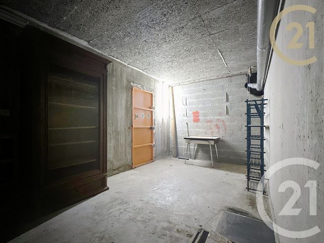 Appartement T5 à vendre - 6 pièces - 137.77 m2 - MONTELIMAR - 26 - RHONE-ALPES - Century 21 Portes De Provence