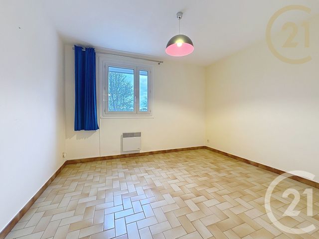 Appartement T5 à vendre - 6 pièces - 137.77 m2 - MONTELIMAR - 26 - RHONE-ALPES - Century 21 Portes De Provence