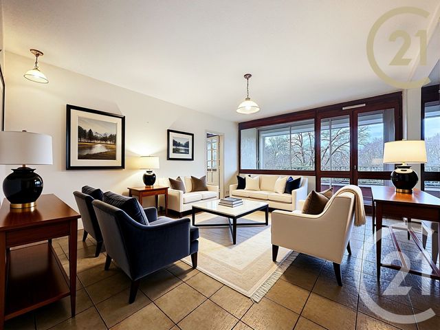 Appartement T5 à vendre - 6 pièces - 137.77 m2 - MONTELIMAR - 26 - RHONE-ALPES - Century 21 Portes De Provence