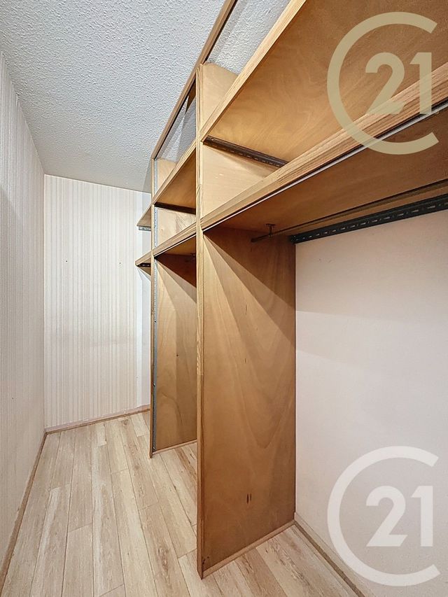 Appartement T5 à vendre - 6 pièces - 137.77 m2 - MONTELIMAR - 26 - RHONE-ALPES - Century 21 Portes De Provence