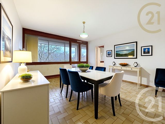 Appartement T5 à vendre - 6 pièces - 137.77 m2 - MONTELIMAR - 26 - RHONE-ALPES - Century 21 Portes De Provence