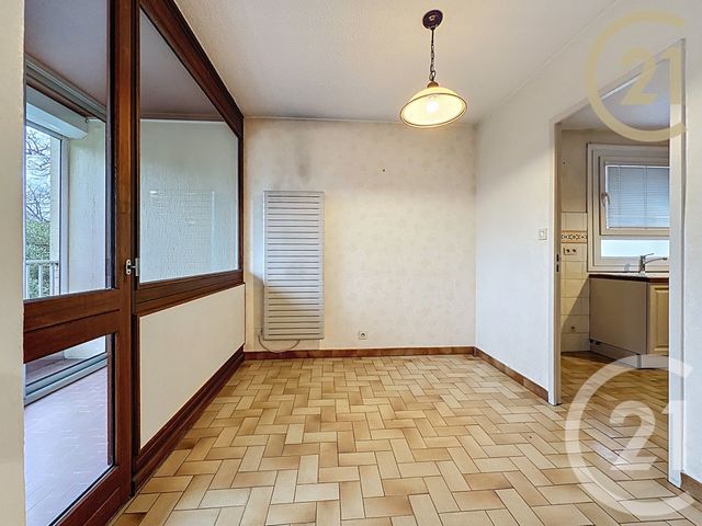 Appartement T5 à vendre - 6 pièces - 137.77 m2 - MONTELIMAR - 26 - RHONE-ALPES - Century 21 Portes De Provence