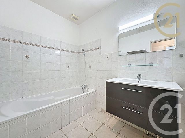 maison à vendre - 4 pièces - 94.45 m2 - MONTELIMAR - 26 - RHONE-ALPES - Century 21 Portes De Provence