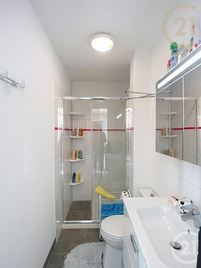 Appartement F2 à louer - 2 pièces - 47.33 m2 - MONTELIMAR - 26 - RHONE-ALPES - Century 21 Portes De Provence