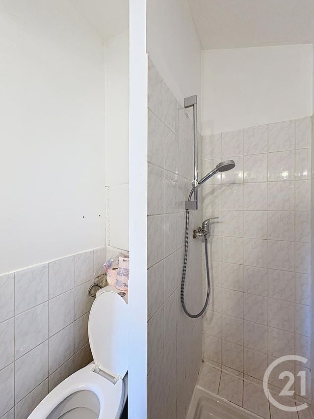 Appartement F2 bis à louer - 2 pièces - 35.0 m2 - MONTELIMAR - 26 - RHONE-ALPES - Century 21 Portes De Provence