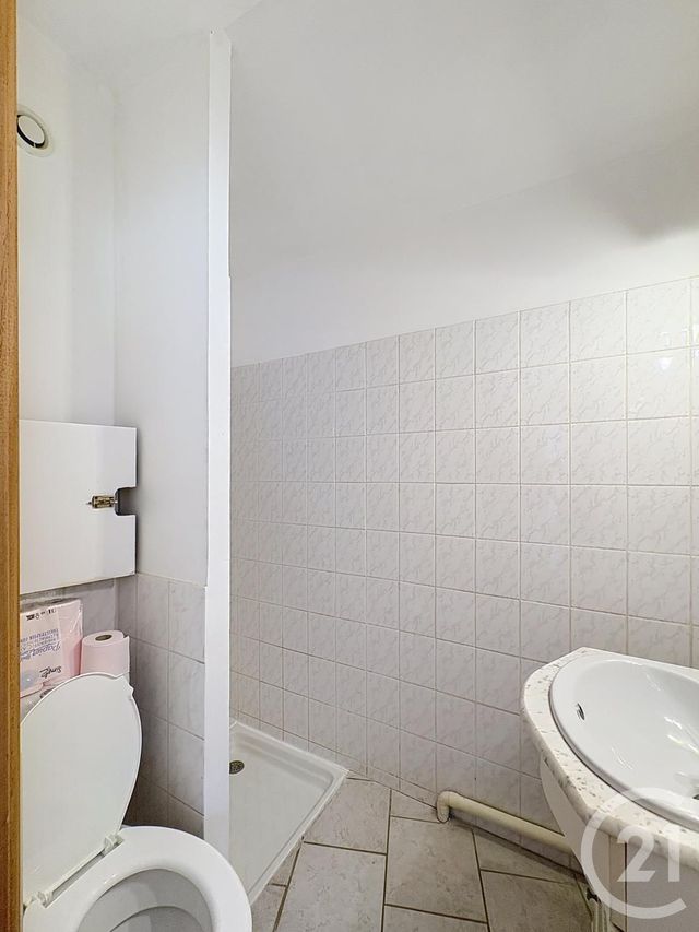 Appartement F2 bis à louer - 2 pièces - 35.0 m2 - MONTELIMAR - 26 - RHONE-ALPES - Century 21 Portes De Provence