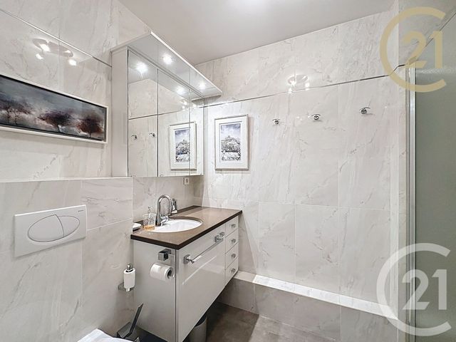 Appartement T4 à vendre - 4 pièces - 104.77 m2 - MONTELIMAR - 26 - RHONE-ALPES - Century 21 Portes De Provence