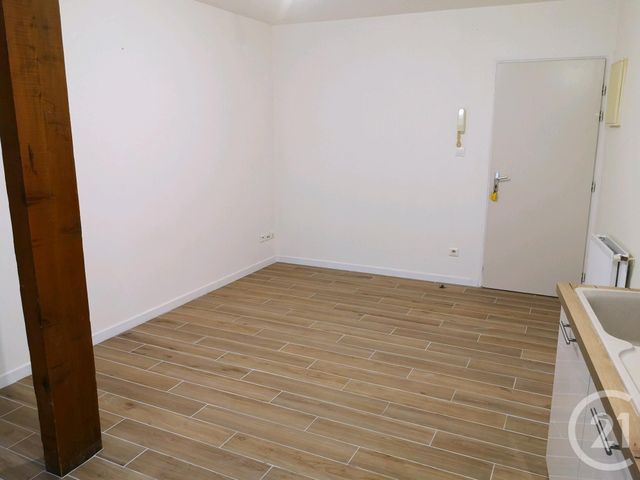 Appartement T2 à louer - 2 pièces - 35.9 m2 - MONTELIMAR - 26 - RHONE-ALPES - Century 21 Portes De Provence