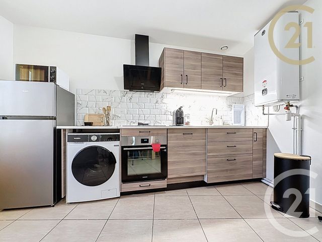 Appartement Duplex à vendre - 3 pièces - 50.12 m2 - MONTELIMAR - 26 - RHONE-ALPES - Century 21 Portes De Provence