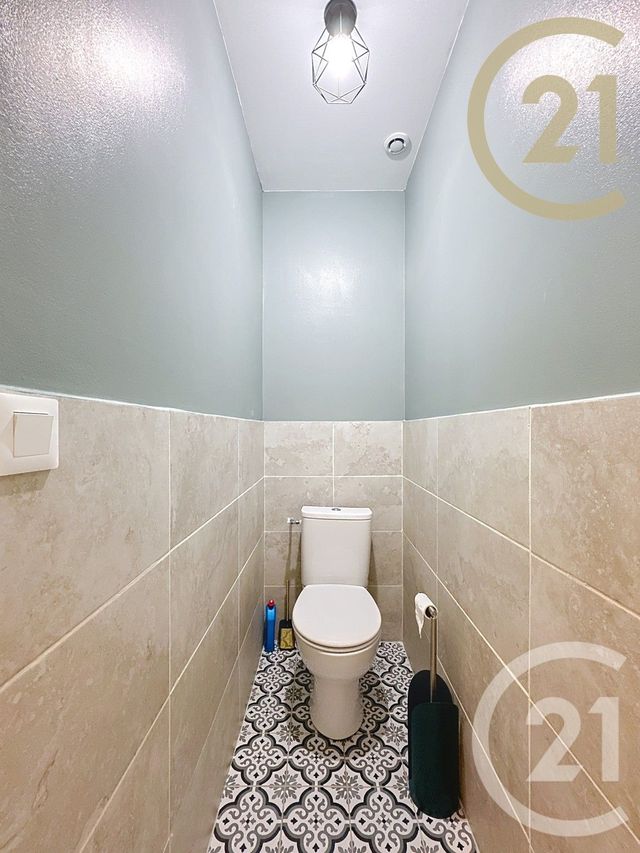 Appartement T3 à vendre - 3 pièces - 62.84 m2 - MONTELIMAR - 26 - RHONE-ALPES - Century 21 Portes De Provence