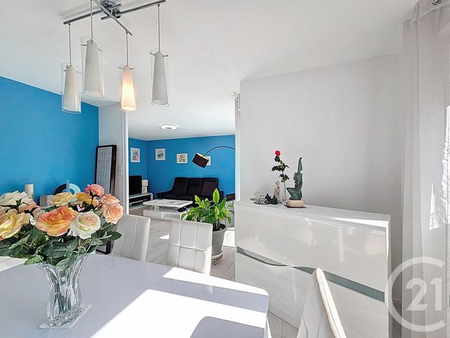 Appartement F5 à vendre - 5 pièces - 107.55 m2 - MONTELIMAR - 26 - RHONE-ALPES - Century 21 Portes De Provence