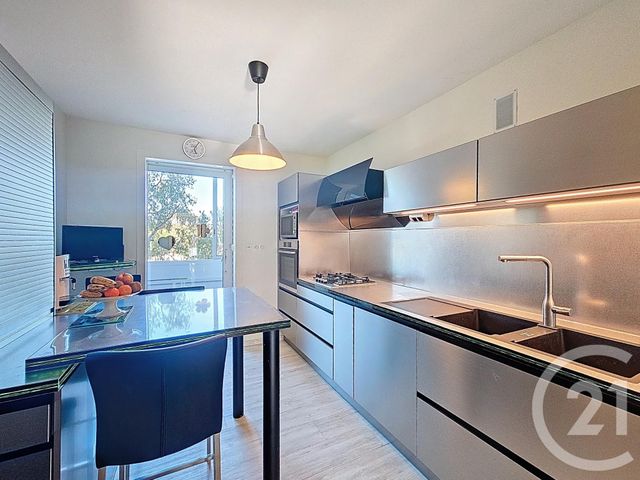 Appartement F5 à vendre - 5 pièces - 107.55 m2 - MONTELIMAR - 26 - RHONE-ALPES - Century 21 Portes De Provence