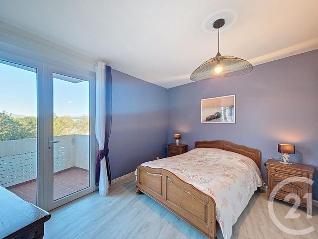 Appartement F5 à vendre - 5 pièces - 107.55 m2 - MONTELIMAR - 26 - RHONE-ALPES - Century 21 Portes De Provence