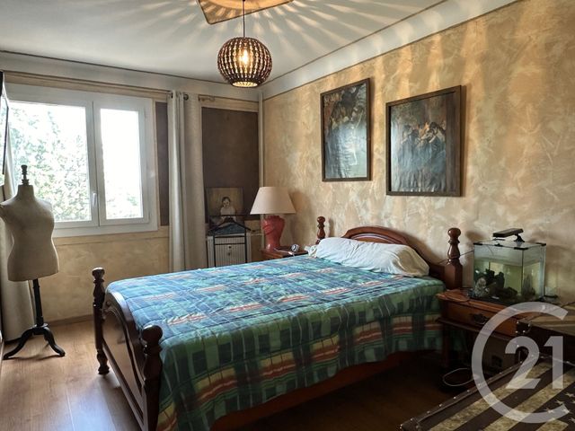 Appartement T5 à vendre - 5 pièces - 101.61 m2 - MONTELIMAR - 26 - RHONE-ALPES - Century 21 Portes De Provence