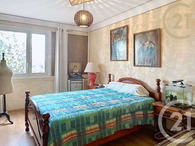 Appartement T5 à vendre - 5 pièces - 101.61 m2 - MONTELIMAR - 26 - RHONE-ALPES - Century 21 Portes De Provence