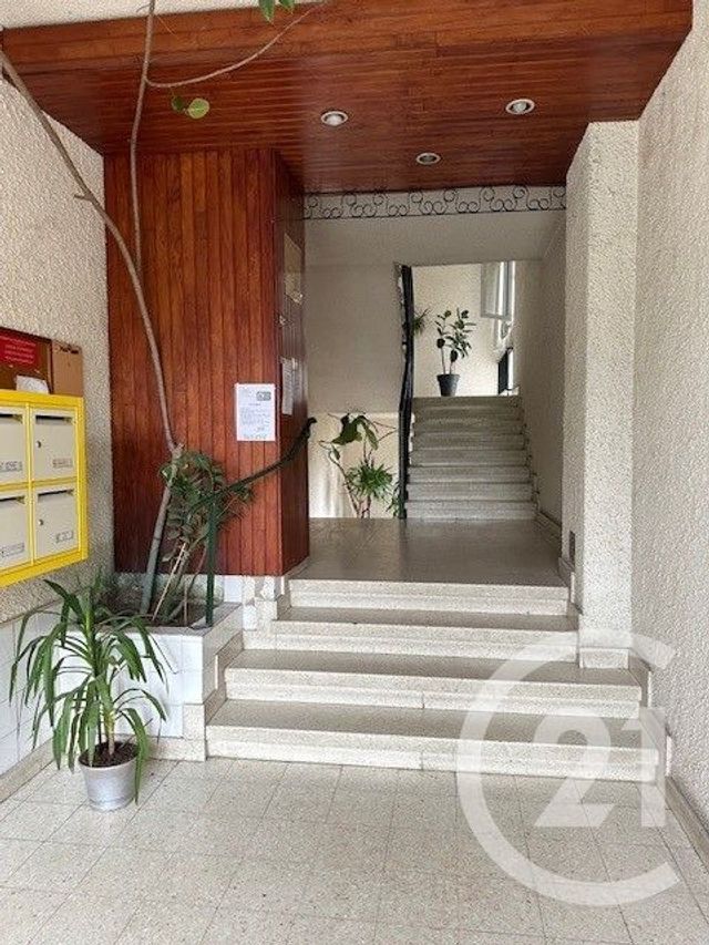 Appartement T5 à vendre - 5 pièces - 101.61 m2 - MONTELIMAR - 26 - RHONE-ALPES - Century 21 Portes De Provence