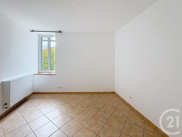 Appartement à louer - 3 pièces - 82.05 m2 - ALBA LA ROMAINE - 07 - RHONE-ALPES - Century 21 Portes De Provence