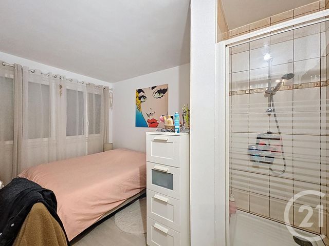 Appartement F5 à vendre - 5 pièces - 87.92 m2 - MONTELIMAR - 26 - RHONE-ALPES - Century 21 Portes De Provence