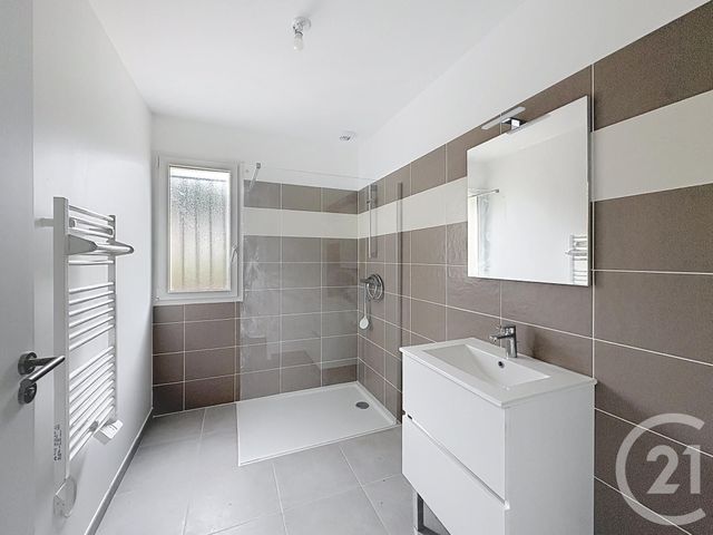 maison à louer - 4 pièces - 87.18 m2 - MONTELIMAR - 26 - RHONE-ALPES - Century 21 Portes De Provence