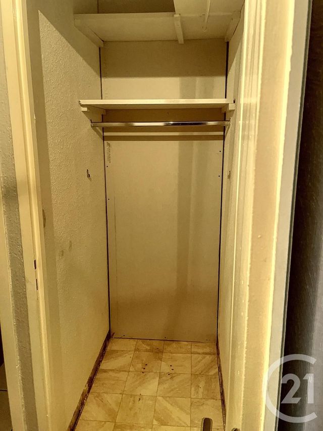 Appartement F2 à louer - 2 pièces - 49.96 m2 - MONTELIMAR - 26 - RHONE-ALPES - Century 21 Portes De Provence