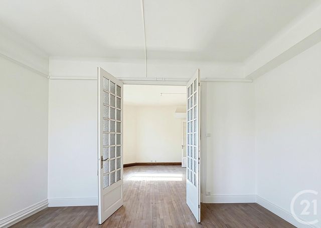 Appartement F3 à louer - 3 pièces - 90.0 m2 - MONTELIMAR - 26 - RHONE-ALPES - Century 21 Portes De Provence