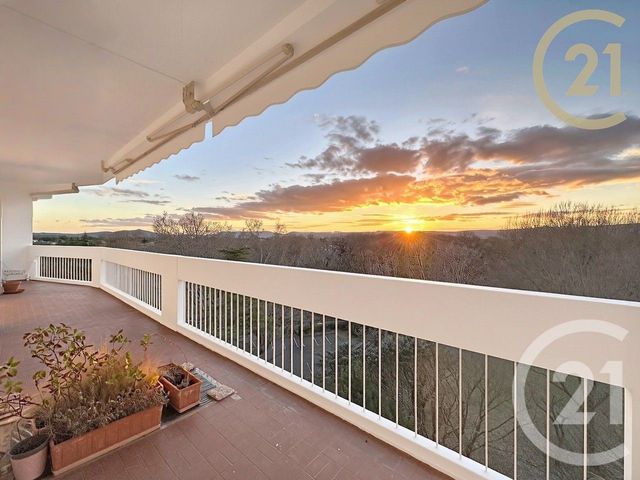 Appartement T5 à vendre - 5 pièces - 111.84 m2 - MONTELIMAR - 26 - RHONE-ALPES - Century 21 Portes De Provence