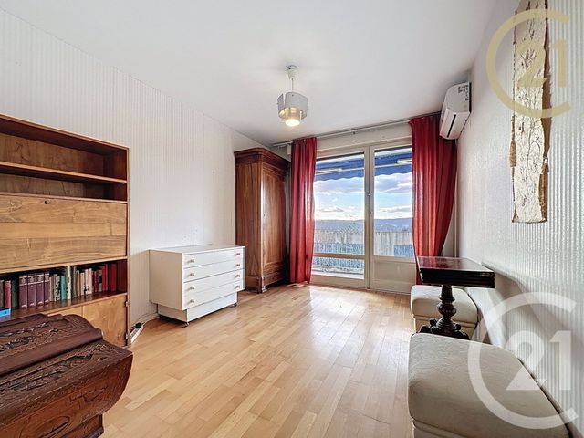 Appartement T5 à vendre - 5 pièces - 111.84 m2 - MONTELIMAR - 26 - RHONE-ALPES - Century 21 Portes De Provence