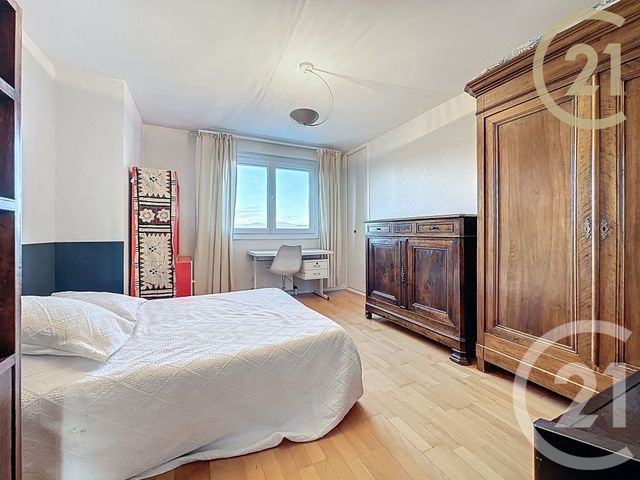 Appartement T5 à vendre - 5 pièces - 111.84 m2 - MONTELIMAR - 26 - RHONE-ALPES - Century 21 Portes De Provence