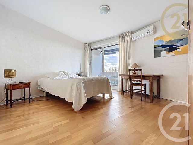 Appartement T5 à vendre - 5 pièces - 111.84 m2 - MONTELIMAR - 26 - RHONE-ALPES - Century 21 Portes De Provence