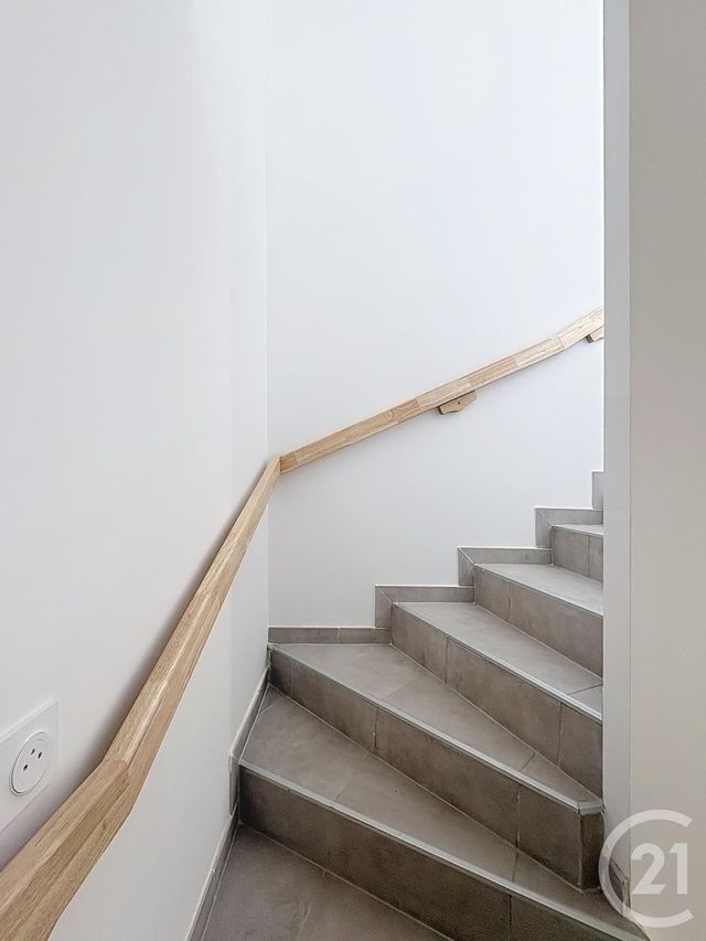 maison à louer - 3 pièces - 74.0 m2 - ALLAN - 26 - RHONE-ALPES - Century 21 Portes De Provence