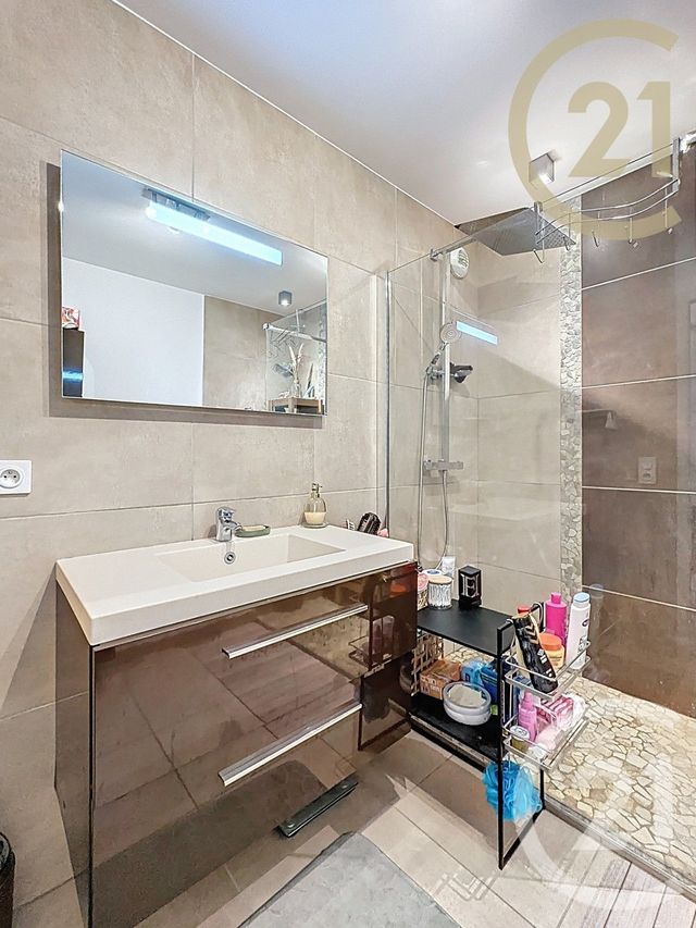 Appartement T3 à vendre - 3 pièces - 71.05 m2 - MONTELIMAR - 26 - RHONE-ALPES - Century 21 Portes De Provence