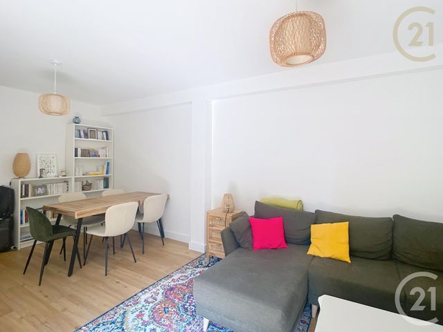 Appartement F3 à louer - 3 pièces - 65.45 m2 - MONTELIMAR - 26 - RHONE-ALPES - Century 21 Portes De Provence