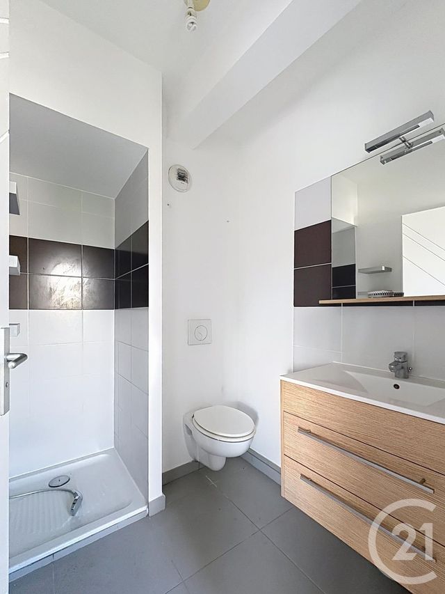 Appartement F2 à louer - 2 pièces - 34.37 m2 - MONTELIMAR - 26 - RHONE-ALPES - Century 21 Portes De Provence