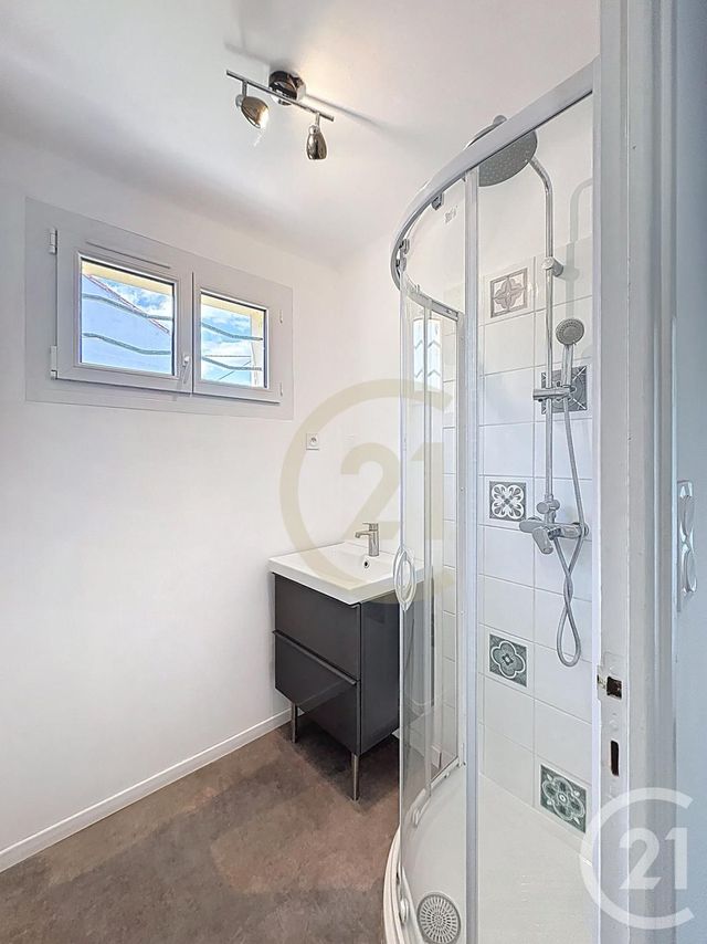 maison à louer - 7 pièces - 149.38 m2 - MONTELIMAR - 26 - RHONE-ALPES - Century 21 Portes De Provence