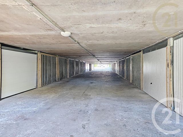 parking à vendre - 16.3 m2 - MONTELIMAR - 26 - RHONE-ALPES - Century 21 Portes De Provence