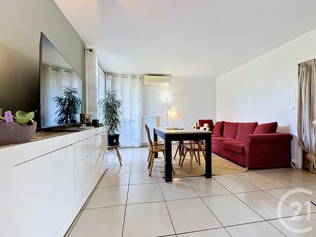 Appartement T4 à vendre - 4 pièces - 71.0 m2 - MONTELIMAR - 26 - RHONE-ALPES - Century 21 Portes De Provence