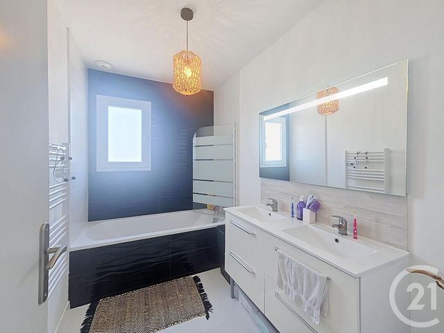 maison à vendre - 4 pièces - 110.5 m2 - CHATEAUNEUF DU RHONE - 26 - RHONE-ALPES - Century 21 Portes De Provence