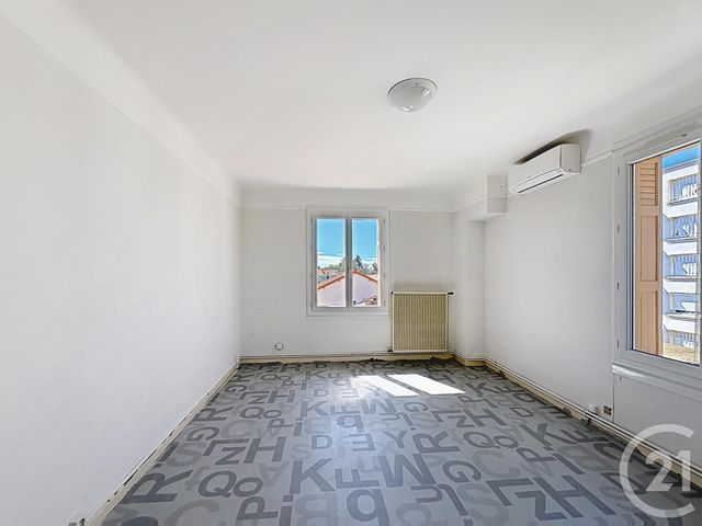 Appartement F2 à louer - 2 pièces - 56.65 m2 - MONTELIMAR - 26 - RHONE-ALPES - Century 21 Portes De Provence