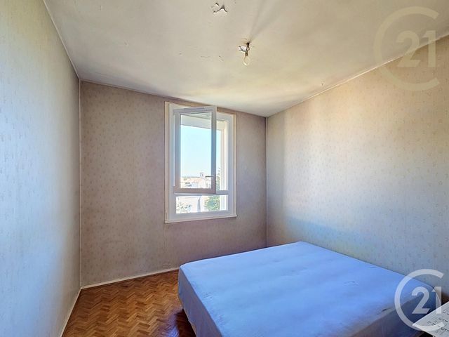 Appartement F5 à vendre - 5 pièces - 76.14 m2 - MONTELIMAR - 26 - RHONE-ALPES - Century 21 Portes De Provence