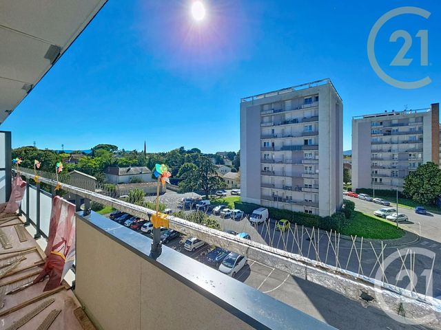 Appartement F5 à vendre - 5 pièces - 76.14 m2 - MONTELIMAR - 26 - RHONE-ALPES - Century 21 Portes De Provence