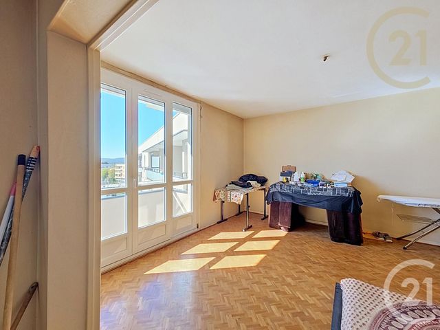 Appartement F5 à vendre - 5 pièces - 76.14 m2 - MONTELIMAR - 26 - RHONE-ALPES - Century 21 Portes De Provence