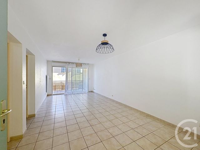 Appartement F2 à louer - 2 pièces - 49.5 m2 - MONTELIMAR - 26 - RHONE-ALPES - Century 21 Portes De Provence