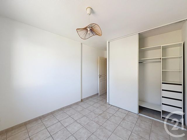 Appartement F2 à louer - 2 pièces - 49.5 m2 - MONTELIMAR - 26 - RHONE-ALPES - Century 21 Portes De Provence